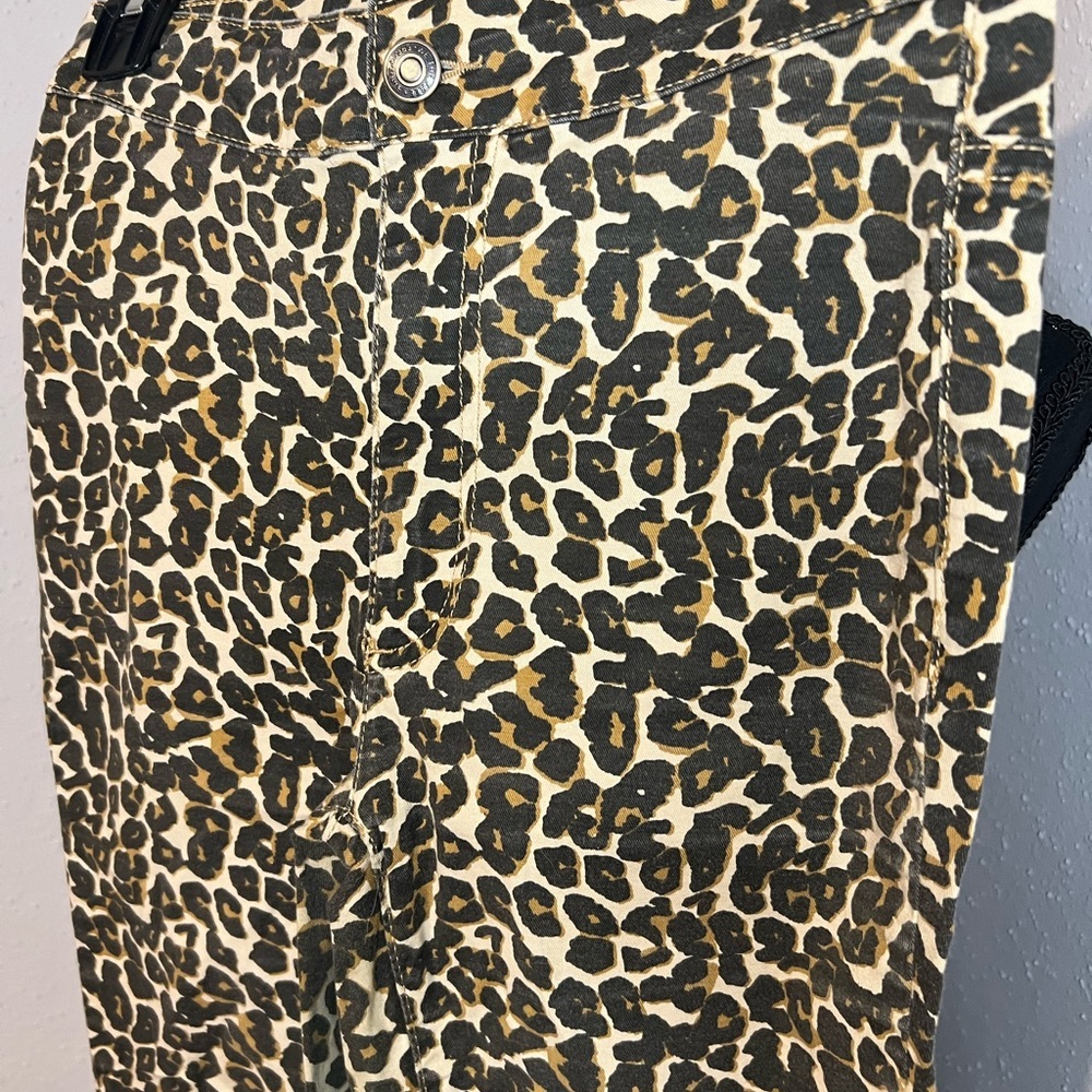 We The Free Leopard Skinny Jeans - Picture 6 of 11